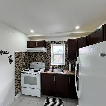 #1 Convvy-Nient Residence! Торонто Екстериор снимка