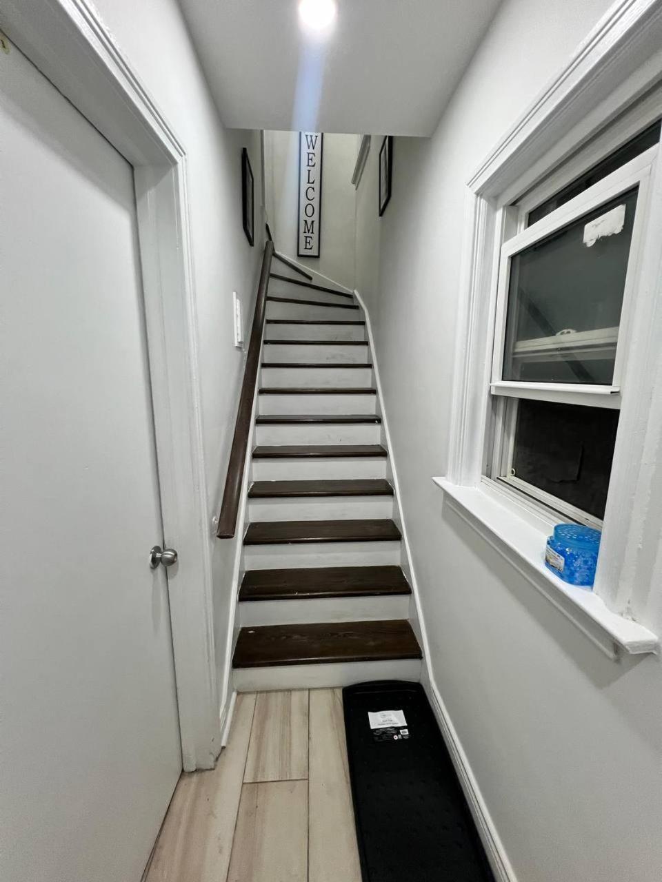 #1 Convvy-Nient Residence! Торонто Екстериор снимка
