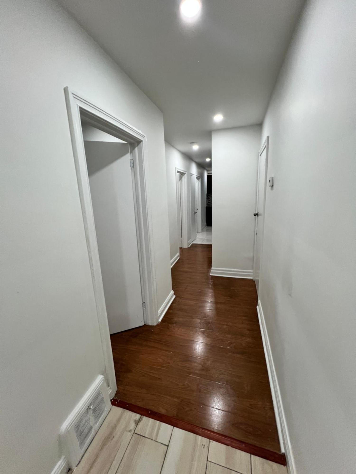 #1 Convvy-Nient Residence! Торонто Екстериор снимка